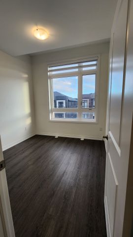 For Lease - 21 Riley Reed Lane, Richmond Hill, Ontario - Photo 4