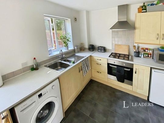 2 bedroom house to rent - Photo 1