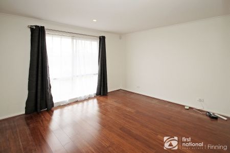 14 Comte Close, 3977, Cranbourne West Vic - Photo 2