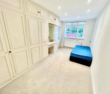 4 bed detached bungalow to rent in Elstree Road, Bushey, WD23 - Photo 5
