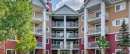 Spectacular modern and cozy condo, Prestwick SE | 10 Prestwick Bay Southeast, Calgary - Photo 1