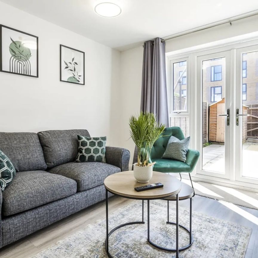 4 Bed Terraced House, Stratford House Road, B5 - Photo 1