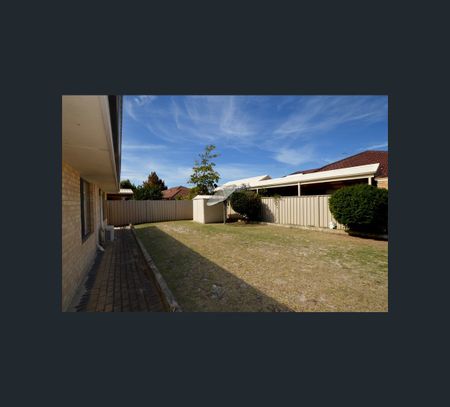 6 Saint Andrews Crescent, Canning Vale, WA 6155 - Photo 2
