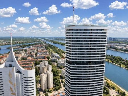 DC2 Tower: 39. Etage - Panorama-Ausblick und Loggia - Foto 5
