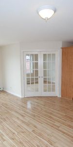 Condo, 5 1/2 Saint-Hubert, libre 1er juillet 2026, Électricité incluse, Air climatisé - Photo 4