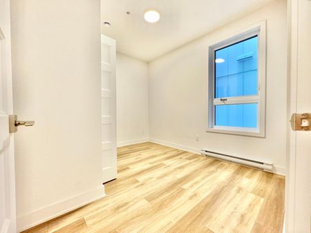 Unit 104: Entire unit - Photo 4