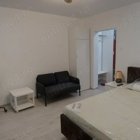 Aparatorii patriei parter turnu magurele - Fotografie 1