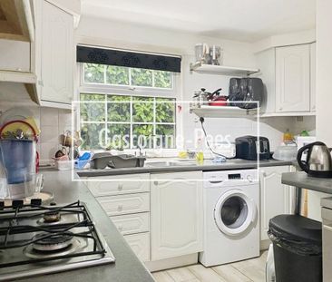 Popley, RG24 - Photo 3