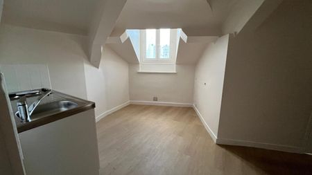 Location Appartement 2 pièces 43m² CLERMONT FERRAND 63000 - Photo 2