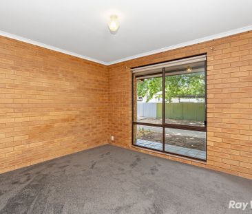 Quiet and Private what more could you want! - Photo 4