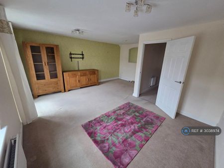 3 bedroom terraced house to rent - Photo 2