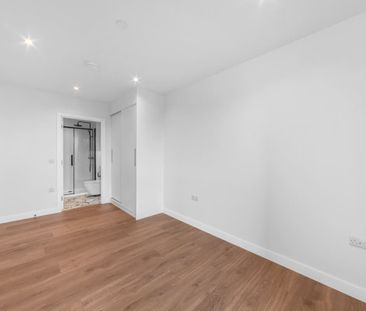 161 Evelyn Street Deptford SE8 - Photo 2