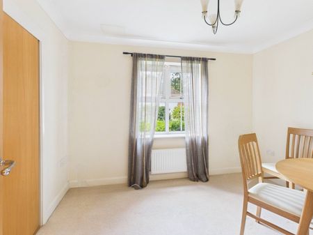 Maxwell Place, Beaconsfield, Buckinghamshire,HP9 - Photo 3