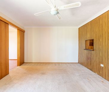 Three Bedroom Home With Water Views! - Photo 1