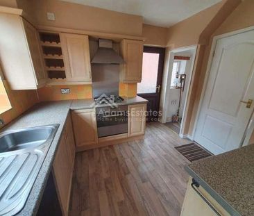 Wayne Close, Batley, WF17 - Photo 5