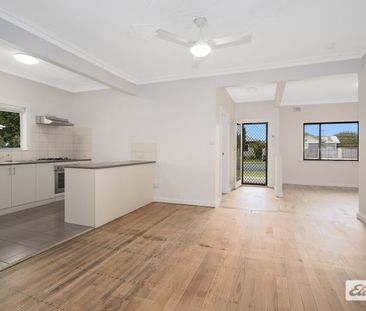 Low maintenance home in great location - Photo 4