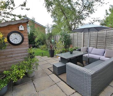 2 bedroom semi-detached house to rent - Photo 6