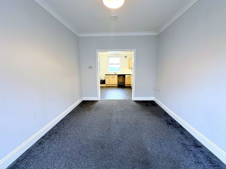 A 2 Bedroom Maisonette Instruction to Let in Hastings - Photo 2