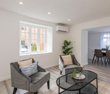 2 bed House - Mid Terrace To Let - Photo 2