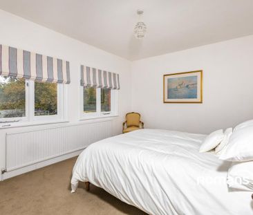 3 bedroom detached house to rent - Photo 5