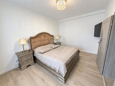 Apartament de LUX cu 4 camere 2 bai si 2 parcari in Cartier Deventer - Fotografie 5