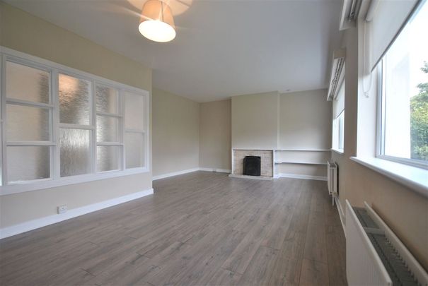 Henley Villas, Churchtown, Dublin 14 - Photo 1