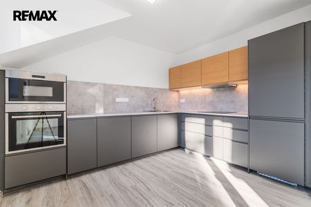Pronájem bytu 4+kk 80 m² - Photo 4