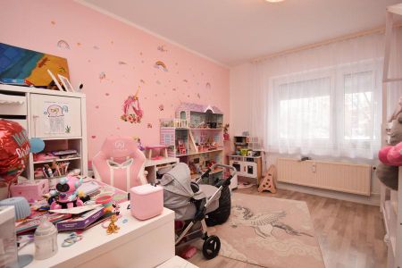 Gut geschnittene Erdgeschosswohnung mit Loggia in Wolfsburg. - Photo 3