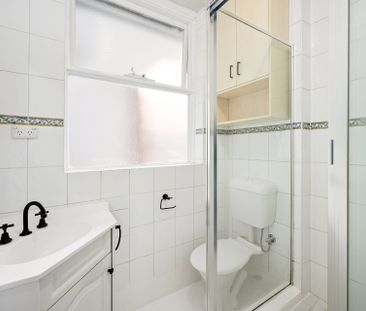 Minutes from the heart of Richmond - Photo 4