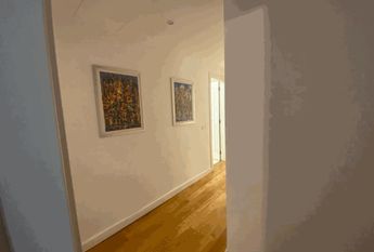 Apartamento T2 para arrendamento sem móveis com piscina nas Laranjeiras, Lisboa