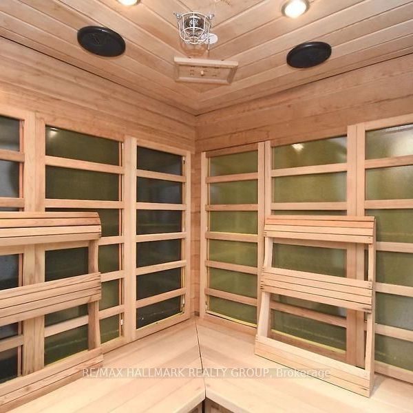 For Lease - 238 Besserer Street Unit# 207, Lower Town - Sandy Hill, Ontario - Photo 1