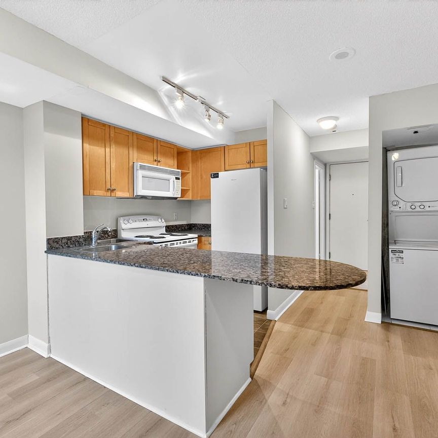 For Lease - 323 Richmond Street Unit# 220, Toronto, Ontario - Photo 1