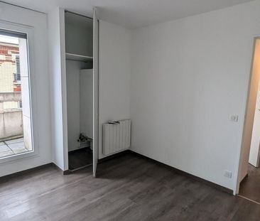 location Appartement F3 DE 71m² À LEVALLOIS PERRET - Photo 2