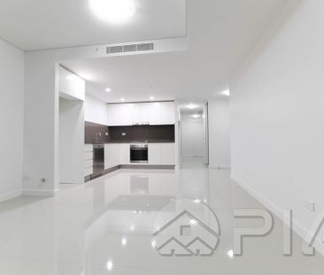 Spacious 2 bedroom unit for rent - Photo 5