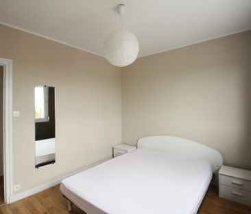 Location Appartement 3 pièces 63m² MIRIBEL 01700 - Photo 3