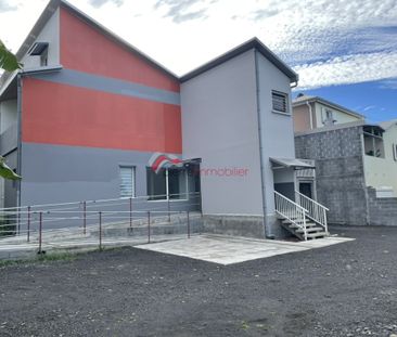 Location Appartement 1 pièce 30m² LE TAMPON 97430 - Photo 4