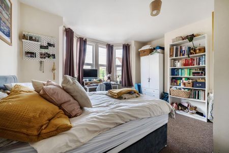 6 bedroom semi-detached house to rent - Photo 5