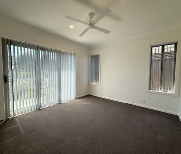 Bungendore Villa Living - Gated Community for over 55's - Photo 2