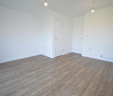 2 bedroom semi-detached house to rent - Photo 1