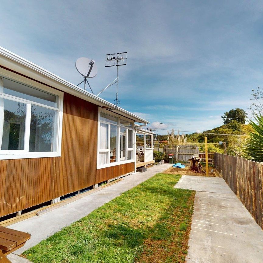 Paraparaumu - 2 Bedrooms - Photo 1
