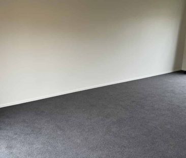 228/172 McLeod Road Te Atatu South - St Clair Village – Beautifully... - Photo 5