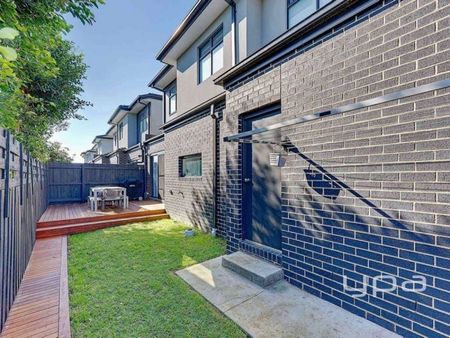 4/15 Hillcrest Drive, WESTMEADOWS - Photo 5