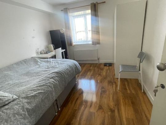 Room in a Shared Flat, Orphan Street, L7 - Photo 1