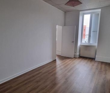 Location Appartement 3 pièces 77m² PRIVAS 07000 - Photo 4