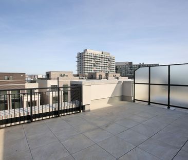For Lease - 11 Walder Lane Unit# J301, Richmond Hill, Ontario - Photo 3