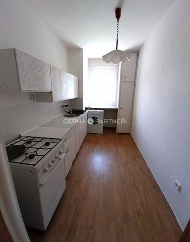 Pronájem bytu 1+1 35 m² - Фото 3