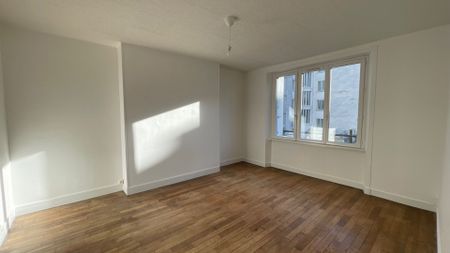 Location Appartement 4 pièces 110m² BREST 29200 - Photo 3