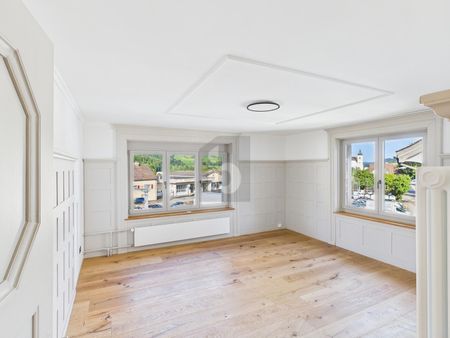 GENEROUS AND NEWLY RENOVATED - Photo 3