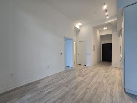 For Lease - 7 Golden Lion Heights Unit# N908, Toronto, Ontario - Photo 3
