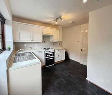 2 bedroom house to rent Cromer Way, Luton, Bedfordshire, LU2 - Photo 5